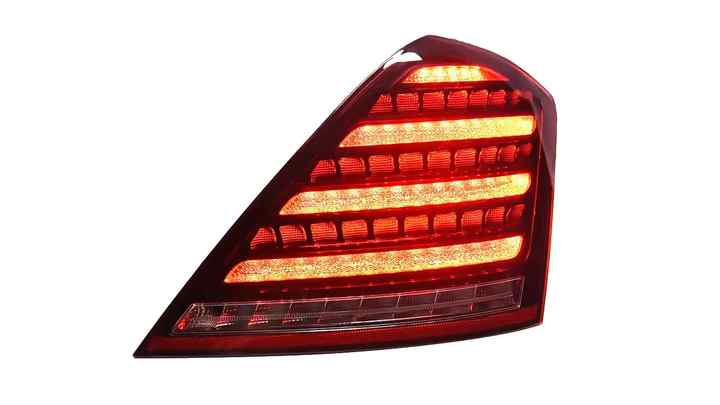 Used OEM Rear Right Tail Light Assembly For Mercedes W221 S600 – Flintgray (2007-2009)
