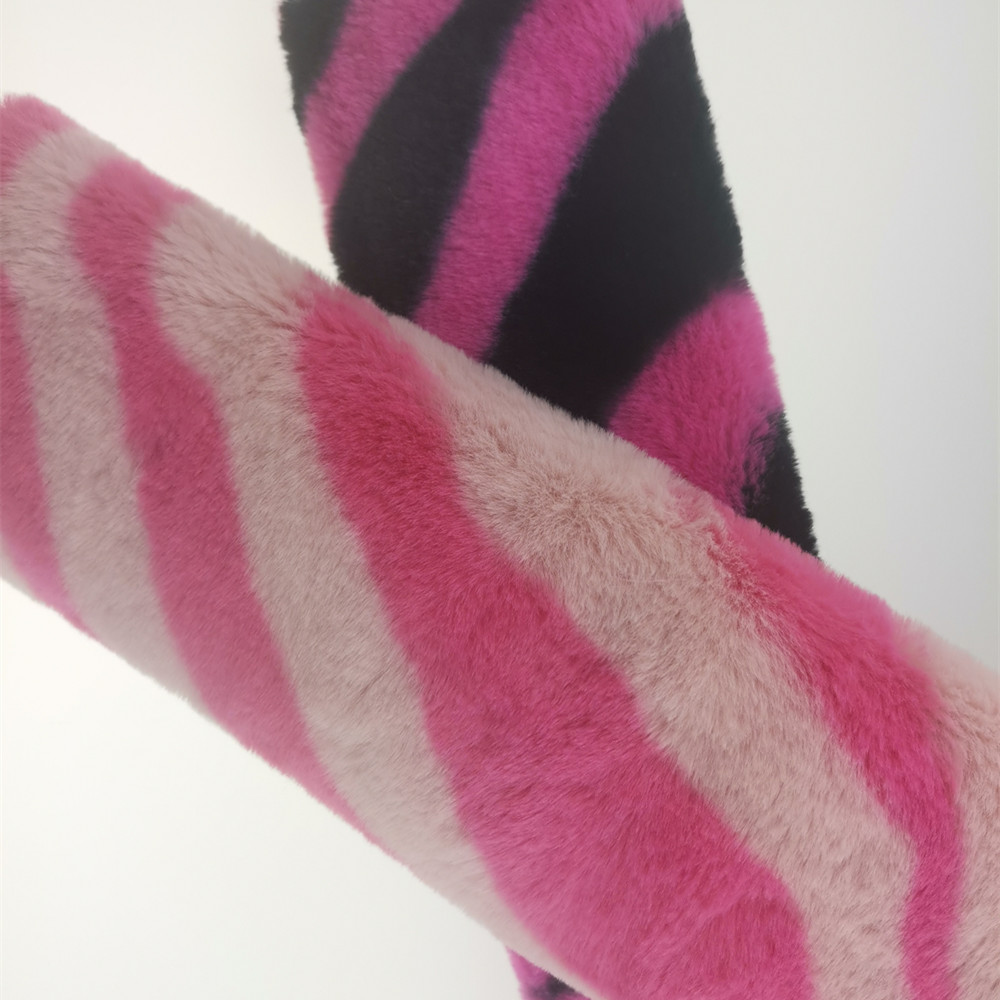 100% полиэстер, 15 мм, очень мягкий искусственный мех кролика с принтом животных