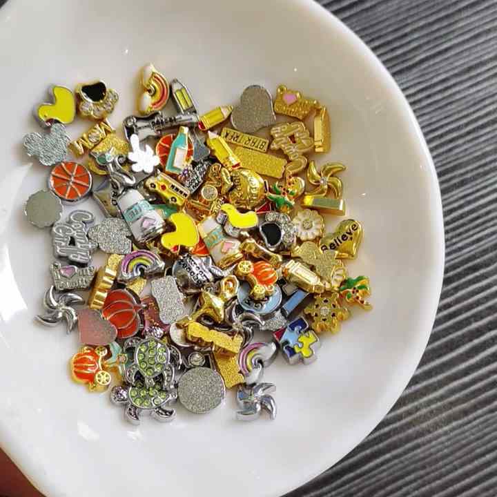 Lovely Mixed Style Letter Charms For Jewelry Making Custom Oem