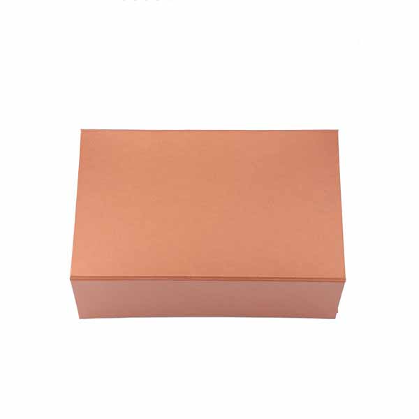 Recyclable cardboard flat folding gift box with magnetic lid