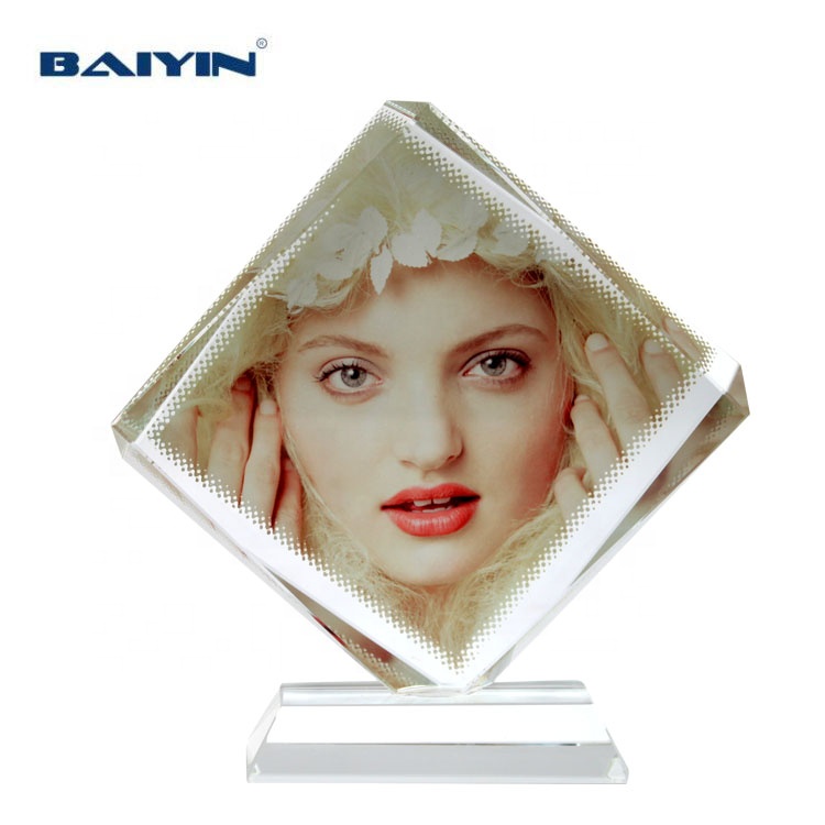 Праздничный подарок, фоторамка различных типов с прозрачной сублимационной печатью