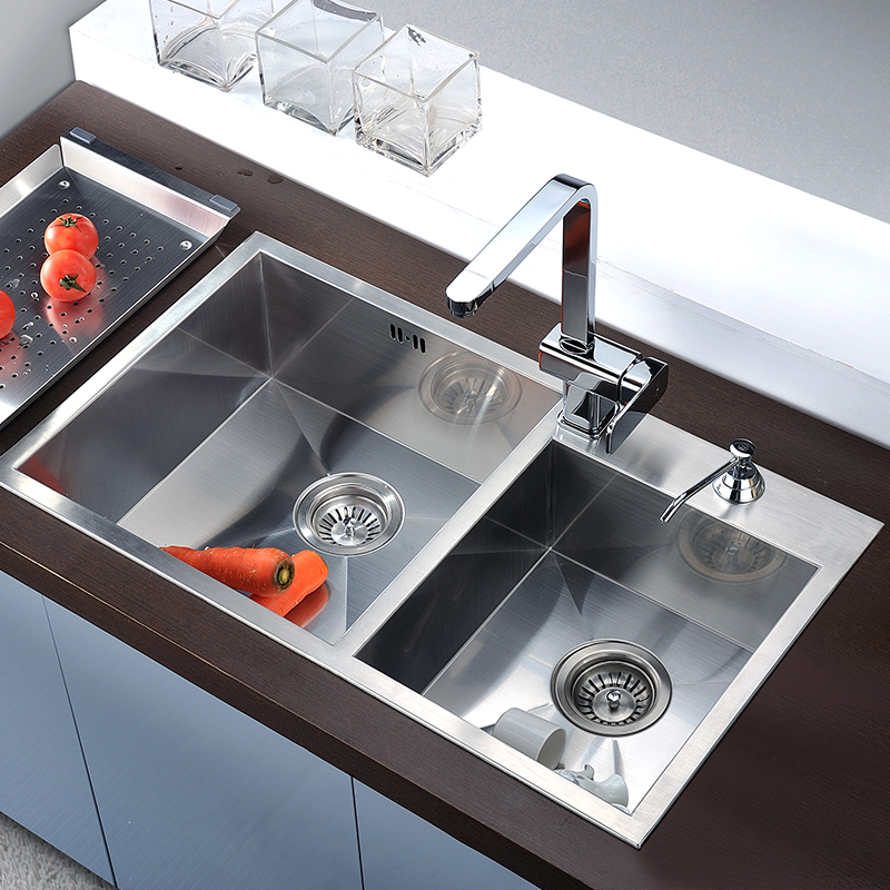 China Supply 304 Stainless Steel 1.2MM Handmade Double Bowls Kitchen Sink