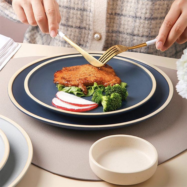 Wholesale japanese dinner plates set matte glaze dessert dishes serving pizza pasta restaurant porcelain dinner plates