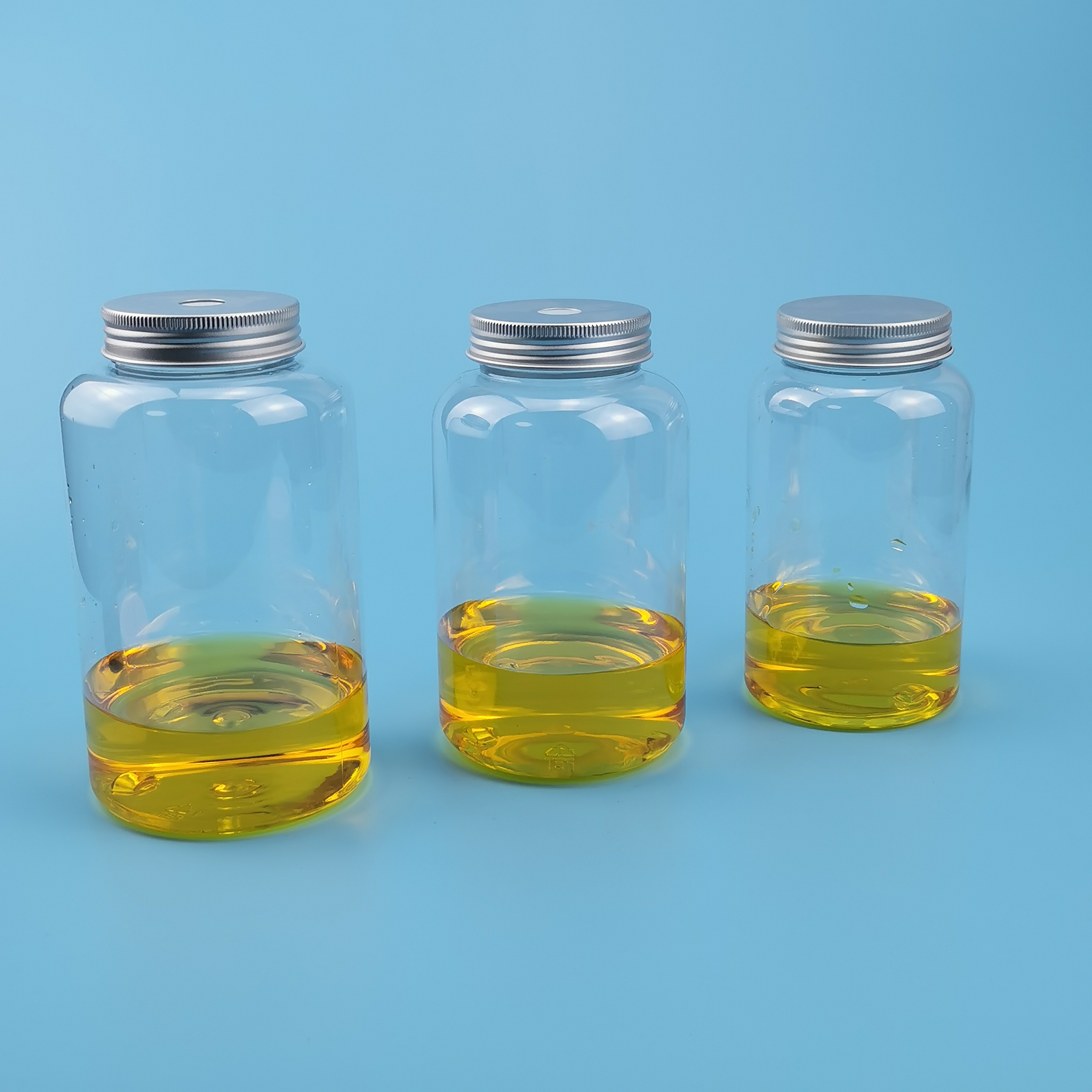 Cheap price empty PET plastic milk tea beverage bottle with aluminum screw lid
