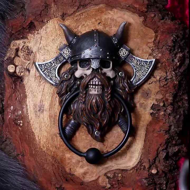 Halloween Resin Door Knocker - 3D Viking Skeleton Statue
