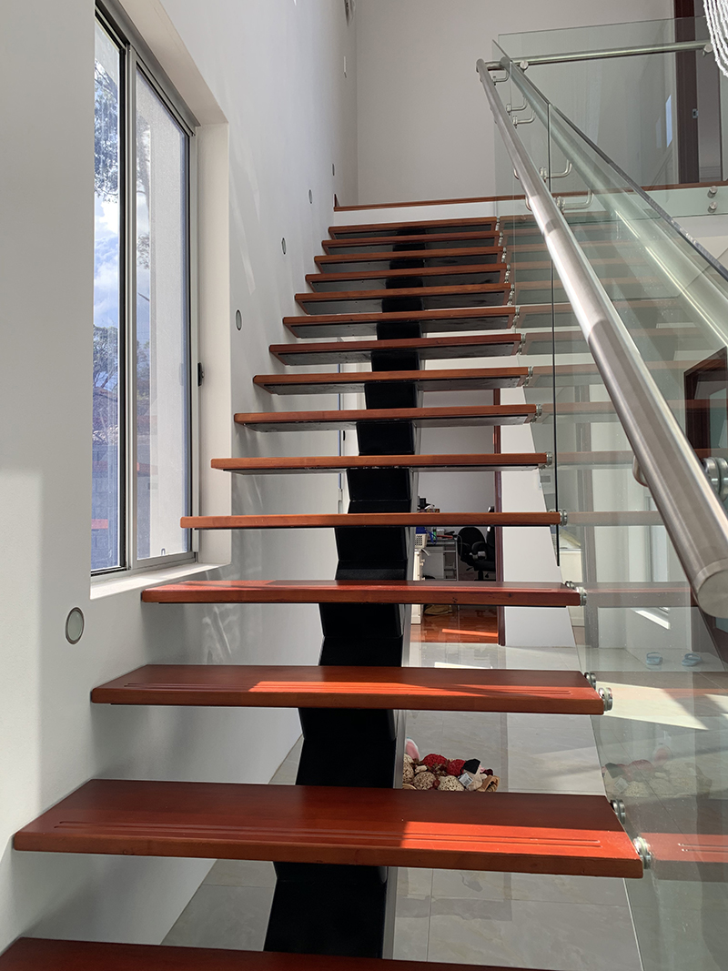 stainles钢栏杆电线楼梯栏杆玻璃栏杆室内锻铁定制木制直梯