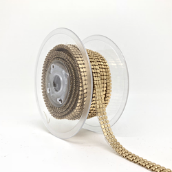 L113 9mm largura 3MM Tecido Folha de ouro de Metal Strass Malha Com Cola de Tecido para o vestido