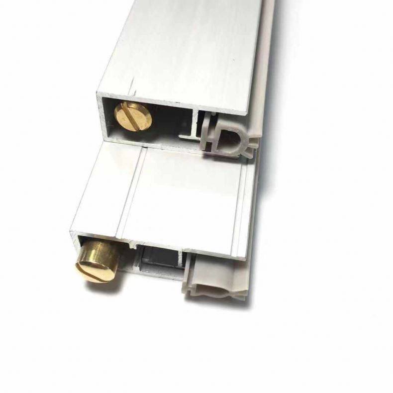 Weatherstripping Sliding Sash Window Seals For Reduce Friction