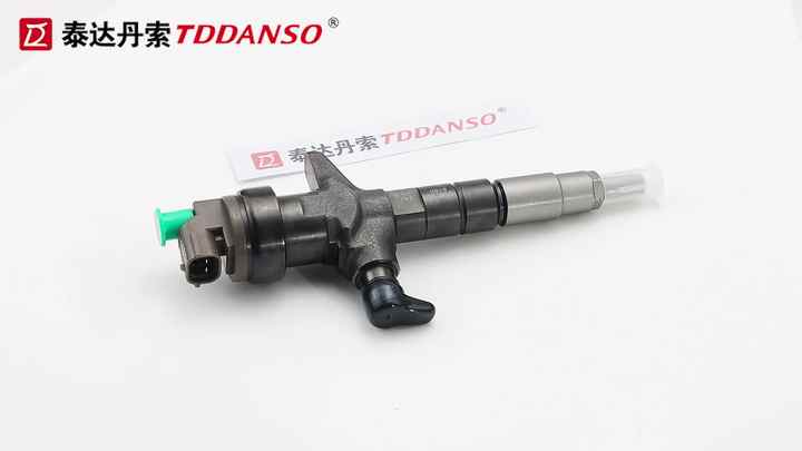 Remanufactured Common Rail Injector 295700-1060 for Isuzu