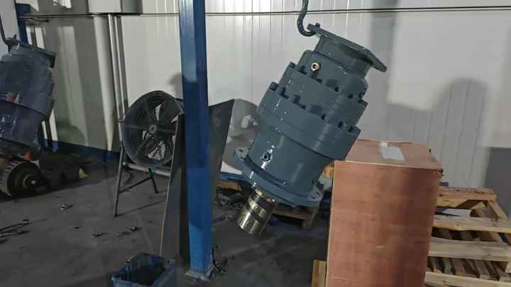 Gearbox Rotation Device High Precision Rotation Round Output Flange Right Angle Planetary Gear ...