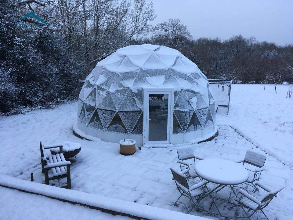 户外活动防水 pvc prefab glamping geodesic 圆顶帐篷房子