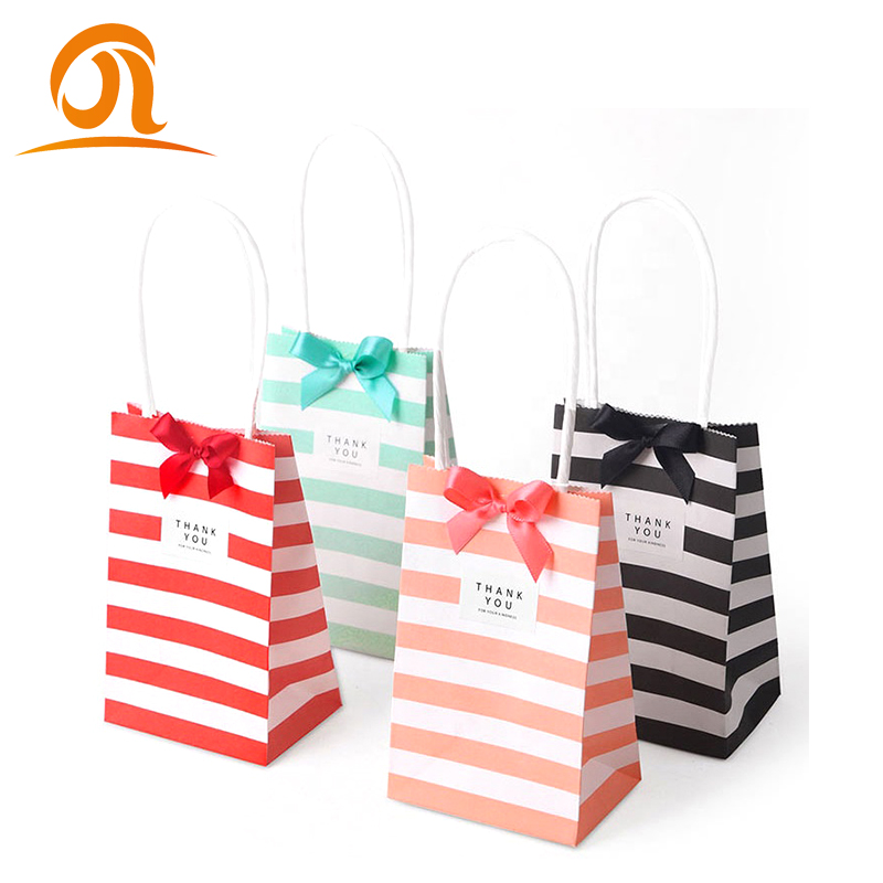 small gift bags with handles