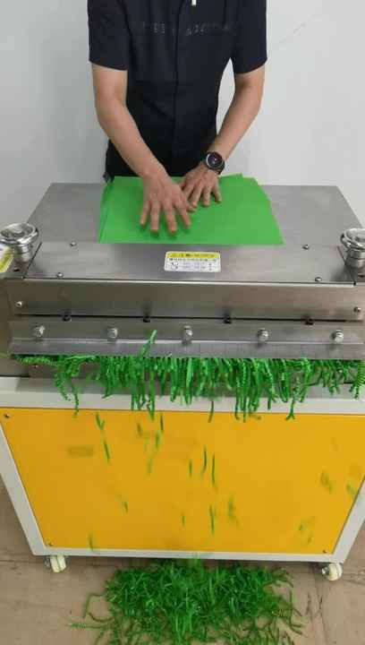 New Small Electric Automatic Kraft Paper Crinkle Cut Shredder Machine ...