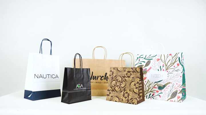 Hot Sale Luxury Household Eco-friendly Kraft Paper Shopping Bags