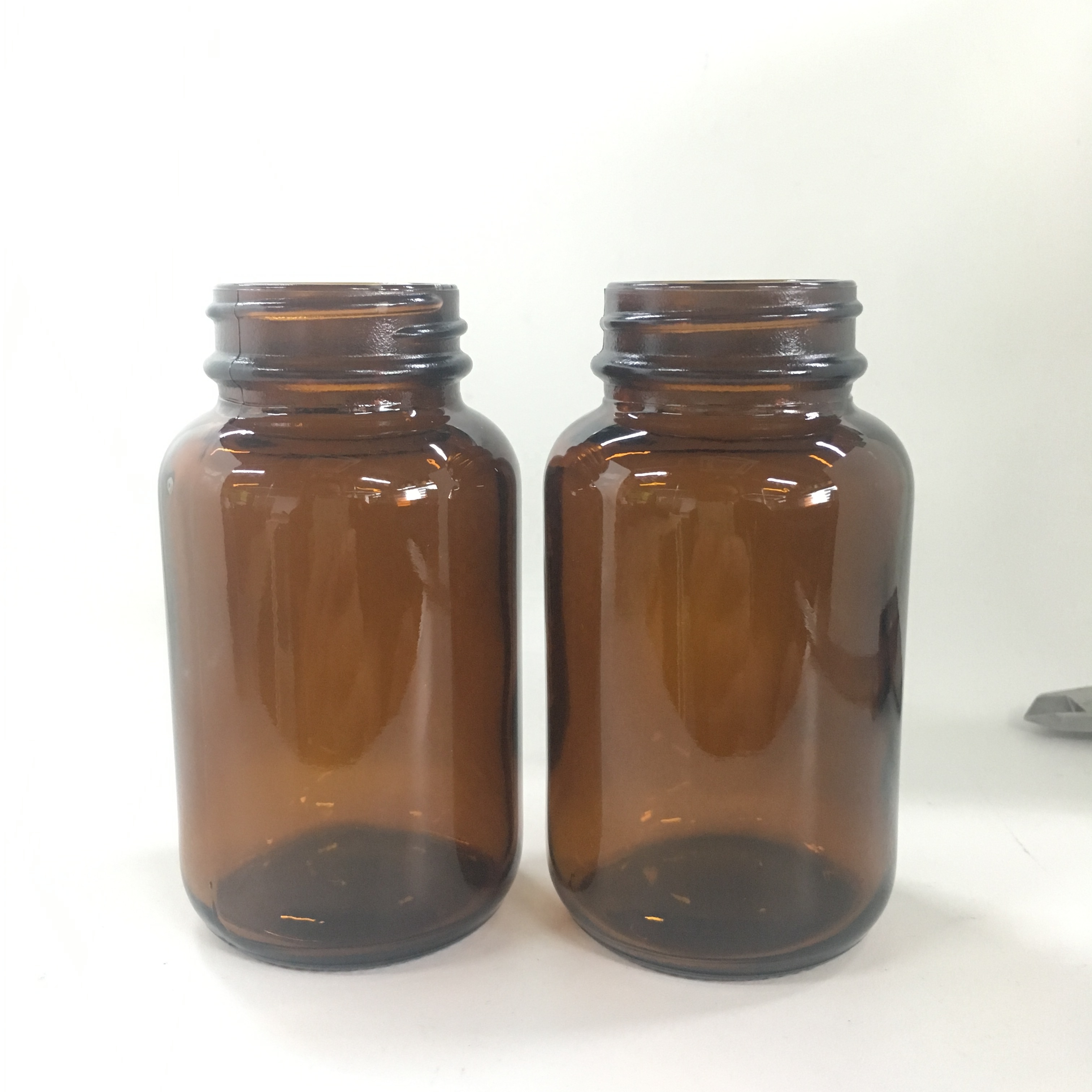 Download China Plastic Medication Jar China Plastic Medication Jar Manufacturers And Suppliers On Alibaba Com PSD Mockup Templates