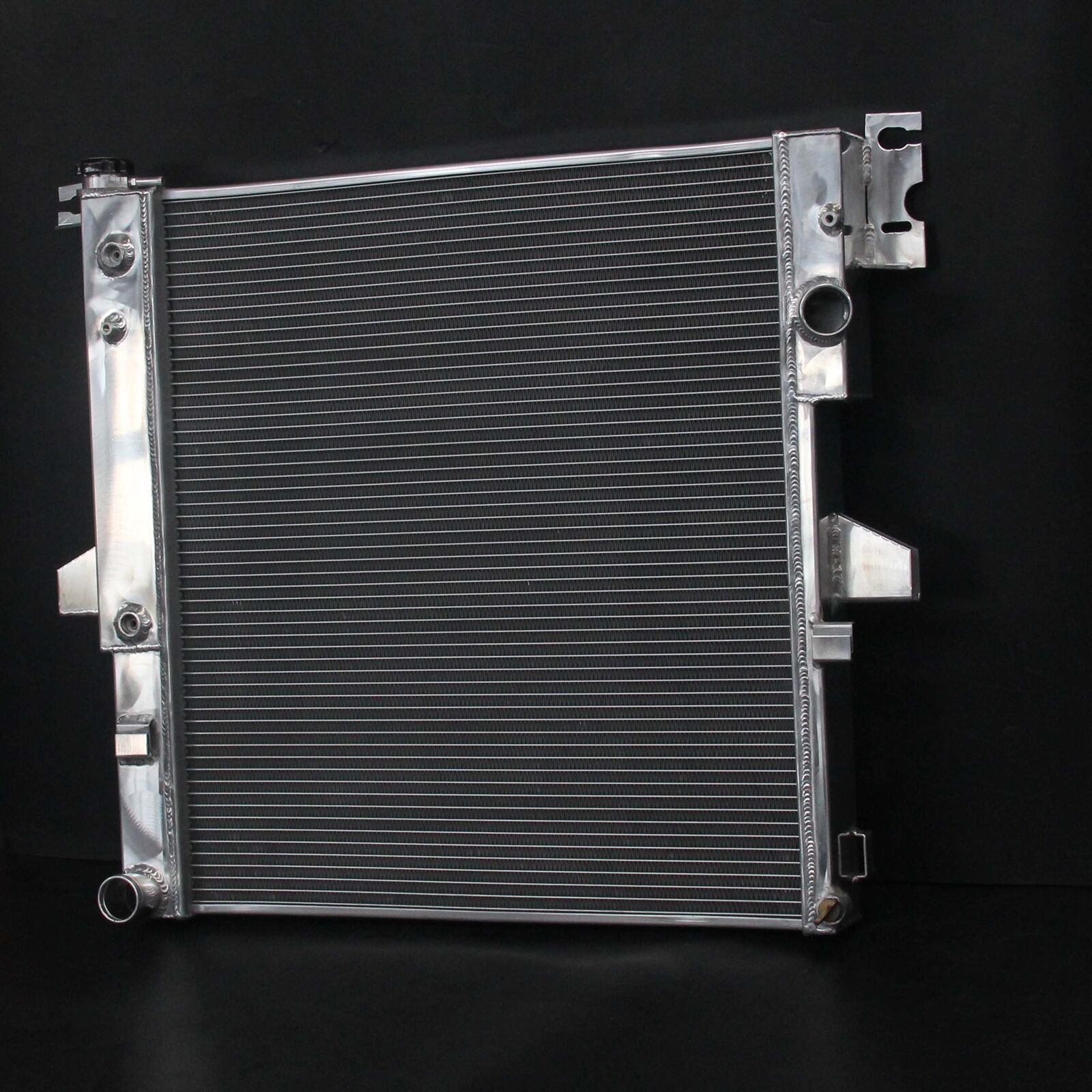 13099 Radiator For 2007-2014 Ford Expedition Lincoln Navigator V8 08 09 10 11 12