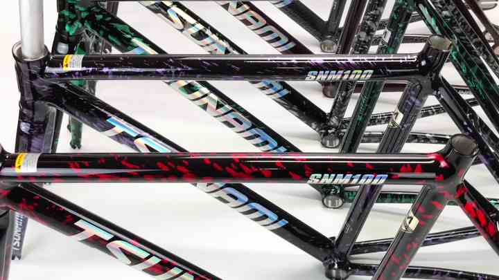 Tsunami SNM100 700C アルミ製固定ギアフレーム BMX クルーザー キッズ