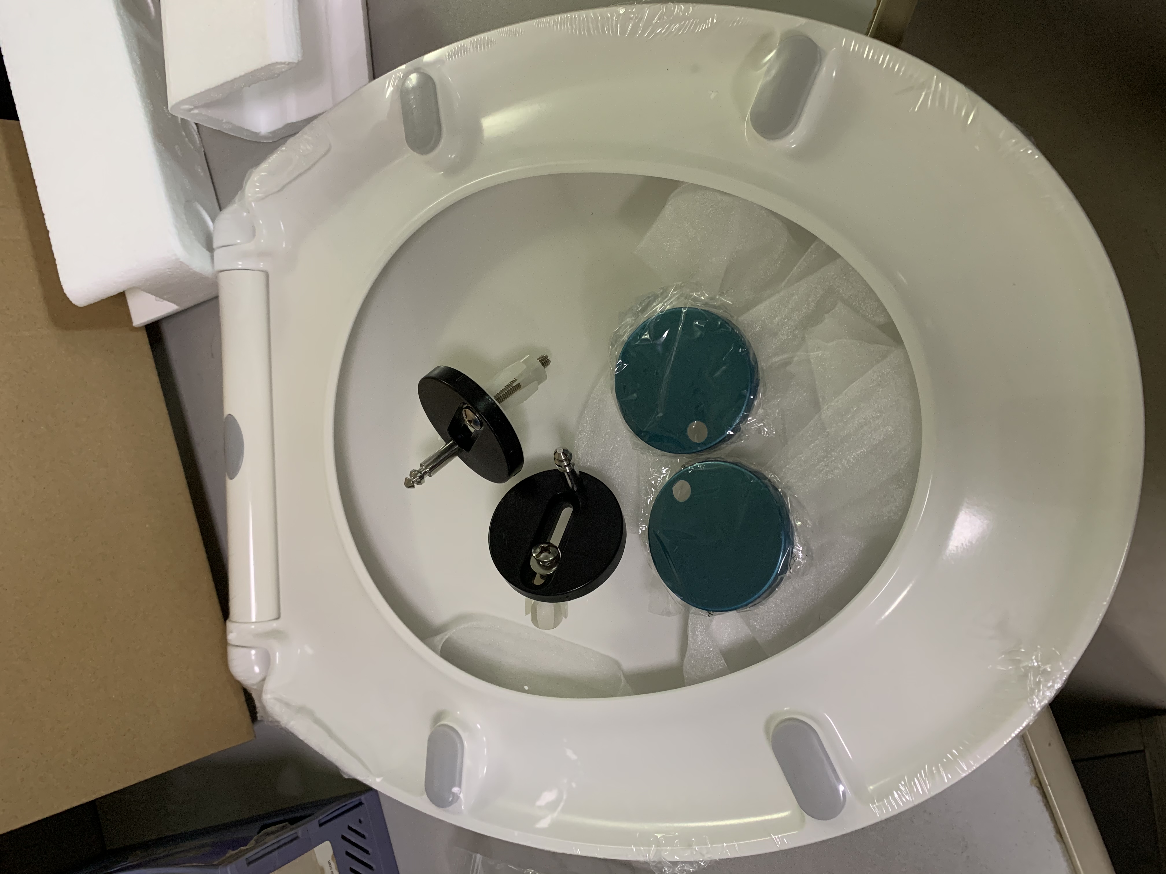 UF Adult Ring White OEM Weight Material one buttons install Quick realease Soft Close WC Toilet Seat Cover