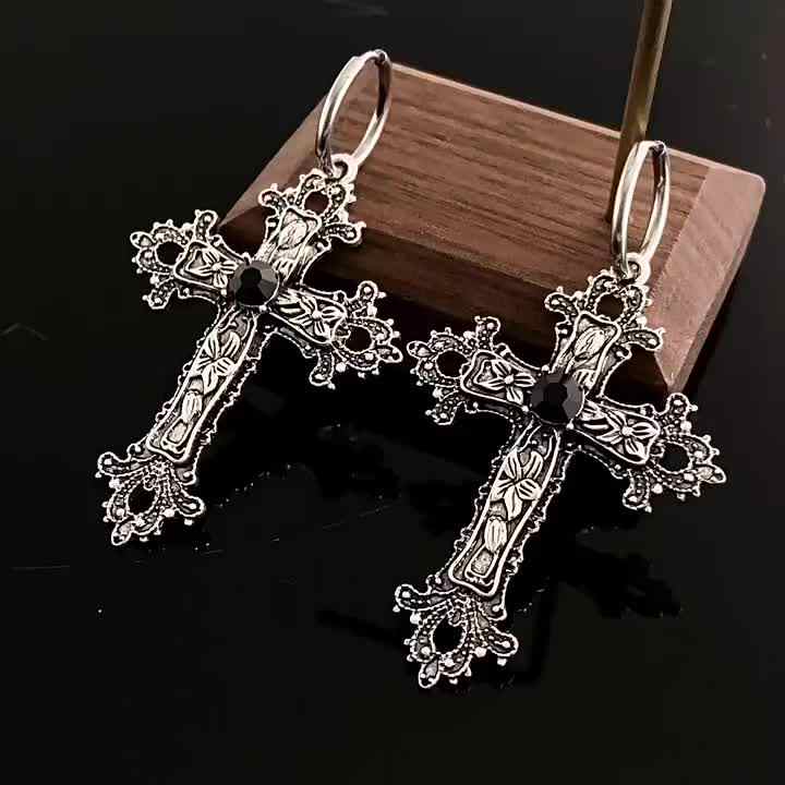 Orecchini Zoro OP Cappello Paglia Rufy Gioielli Anime Uomo Donna Moda Striscia Verticale Clip Set Adesivi 12 Pezzi (Solo Orecchio Piercing), Metallo, Nessuna Pietra