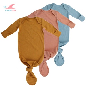 Wholesale unisex 95% organic cotton 5% spandex solid color infant baby gowns knotted gown baby