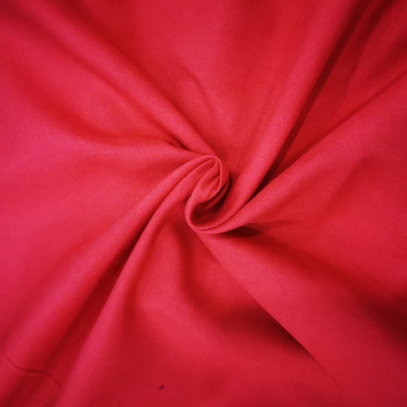 Однотонная окрашенная-100% полиэфирная ткань