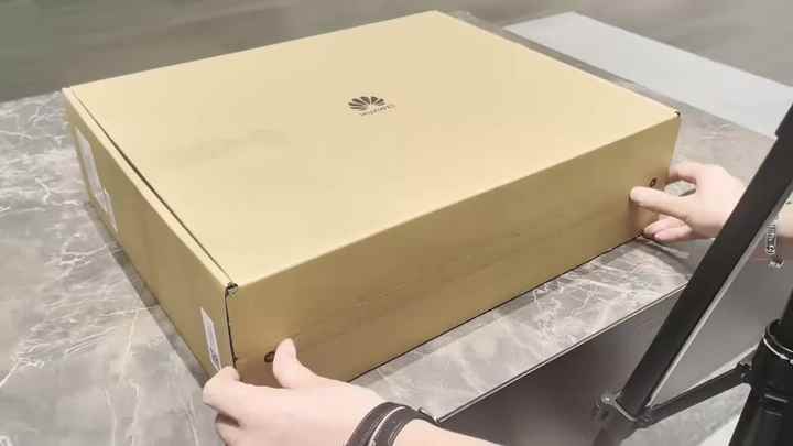 HUAWEI MateBook Fold 18/13-Inch OLED, 32GB RAM, Kirin X90