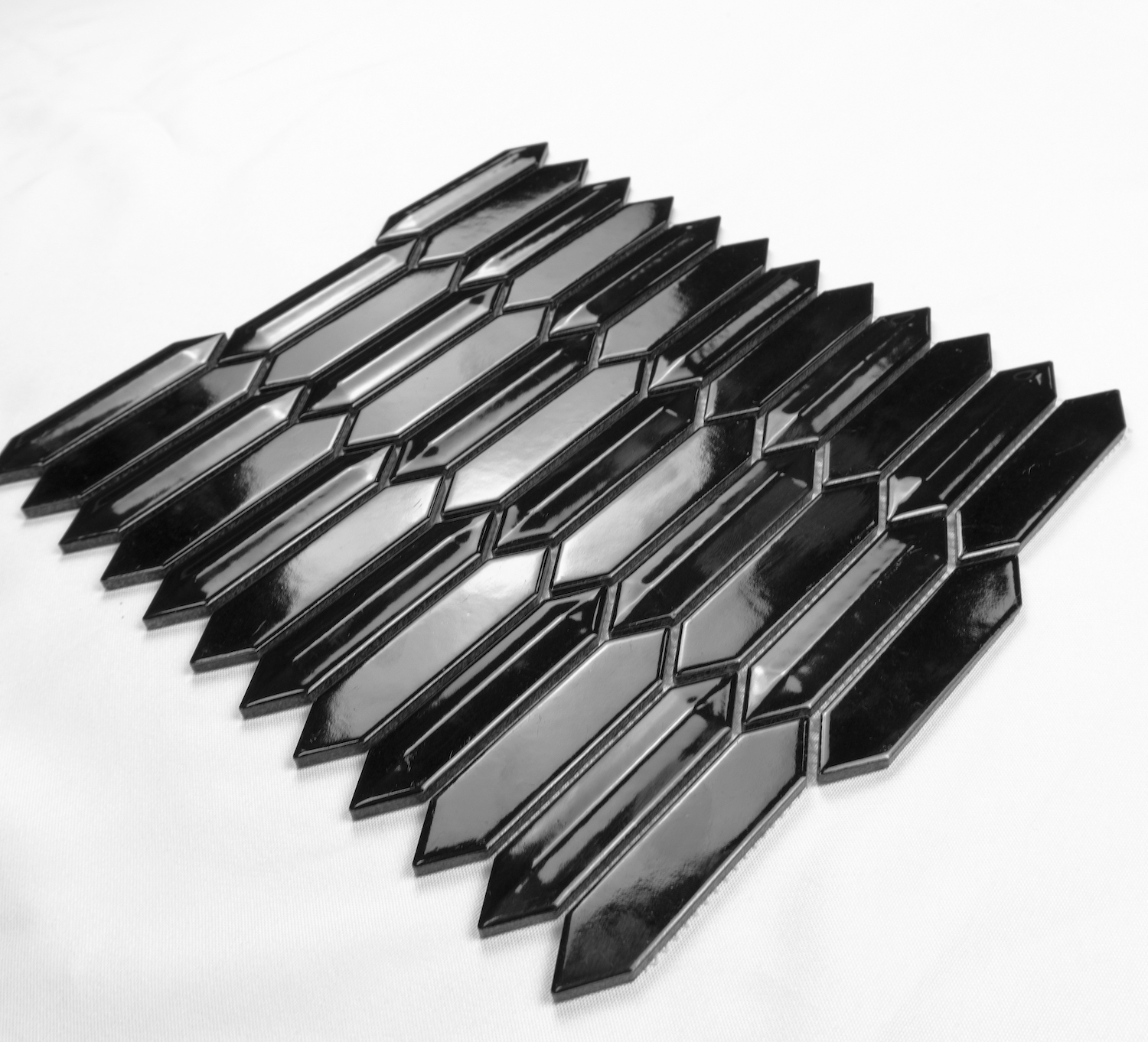 Black 3D Glossy Arrow Mosaic Tiles Home Mosaic Wall Tiles Decorative 3D Tiles