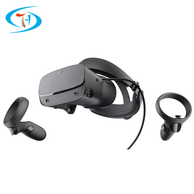 Oculus Quest 64 Гб все-в-одном Очки виртуальной реальности VR Gaming Headset черный лежит в руке