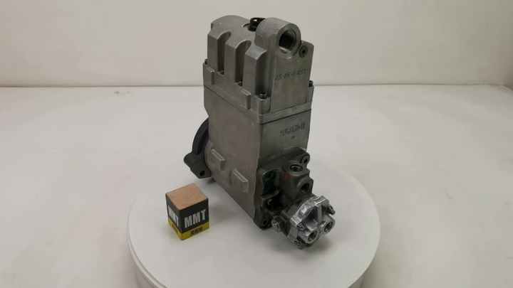 その他 bjpkm208 8-97948892-0 Fuel Pump Assembly Suitable for ISUZU NKR NPR