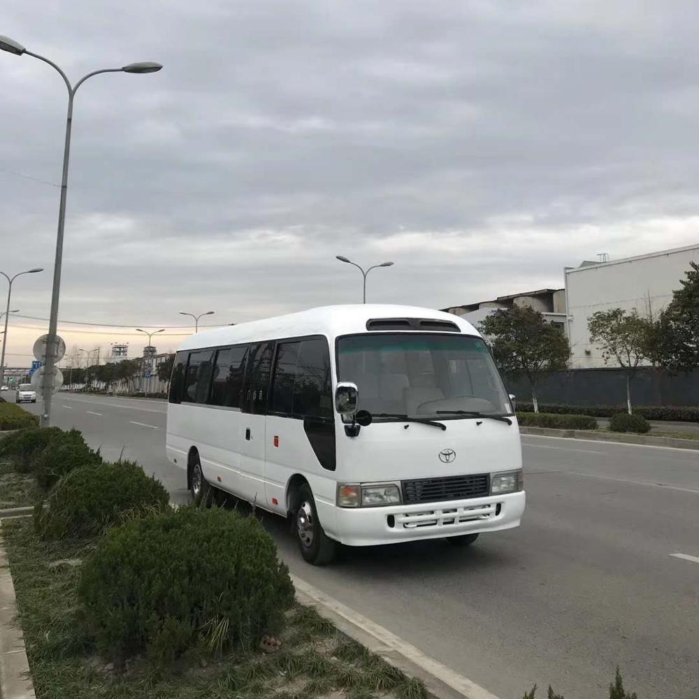 Подержанный 2016 оригинальный японский дизельный автобус toyot coaster 28 для продажи