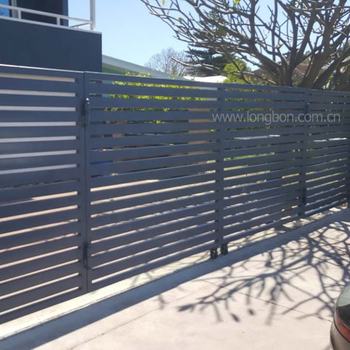 retractable fence gate