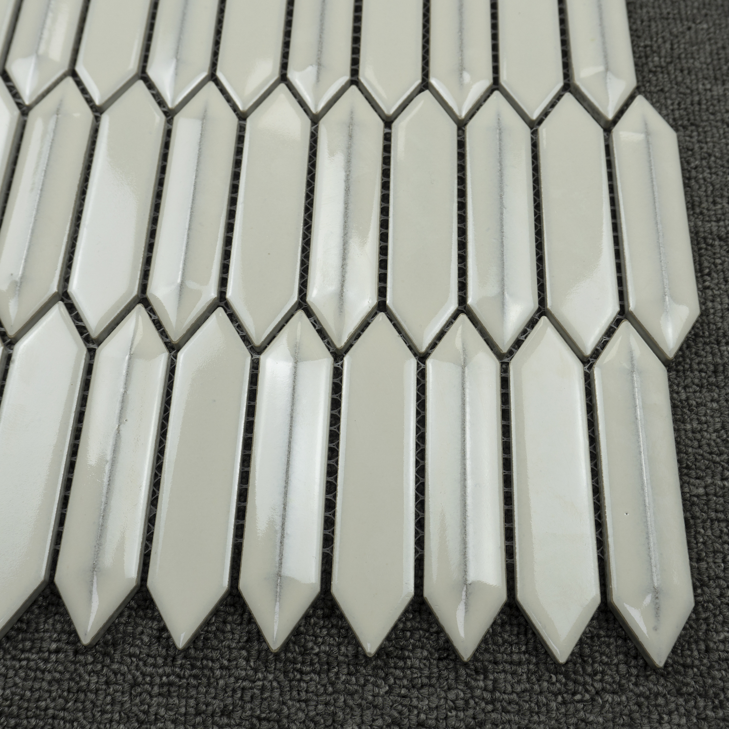 3D Glossy White Arrow Mosaic Tiles Home Mosaic Wall Tiles Decorative 3D Tiles