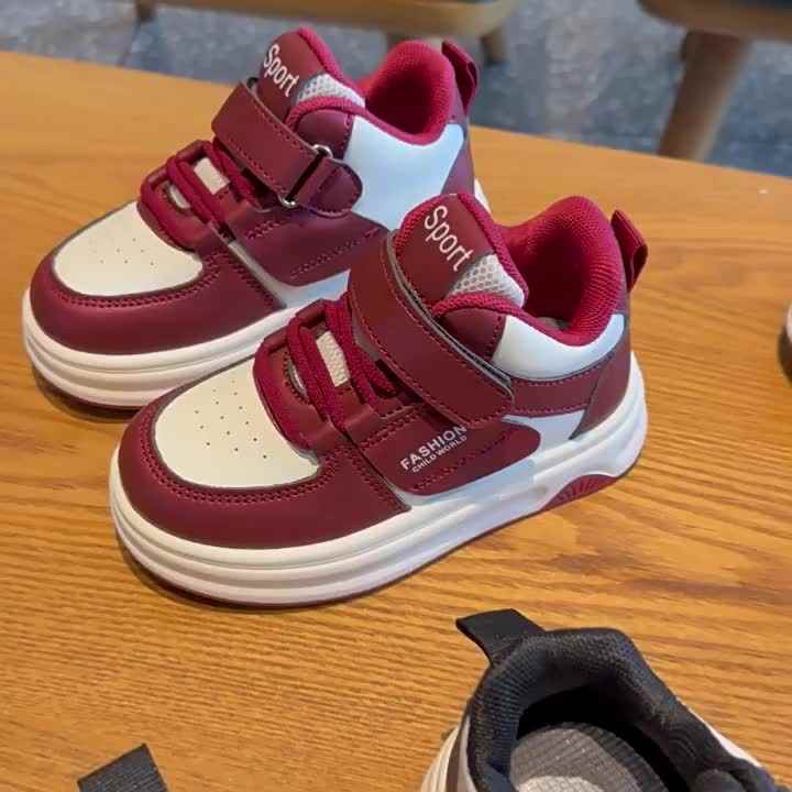 Zapatillas deportivas para correr para niños en cuatro colores