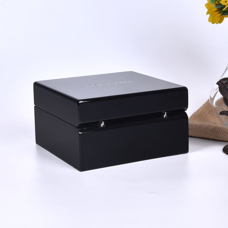 Boîte en bois Packaging Factory Cus Premium Personnalisé Logo Glossy Wood Watch Boîte d'emballage