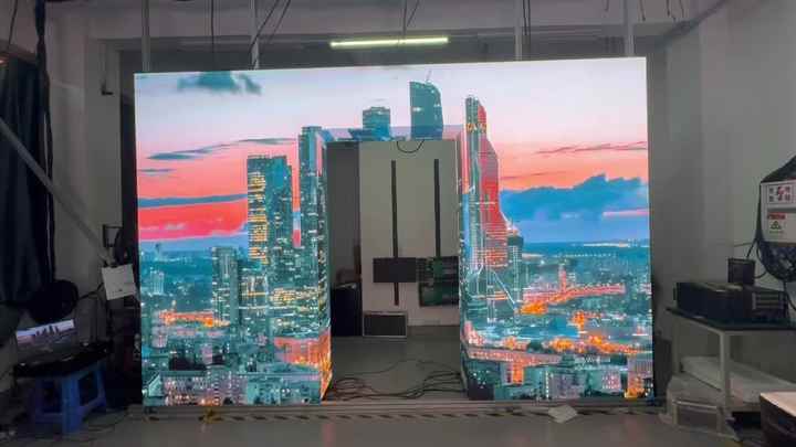 Durable Outdoor LED Display 20000 Nits Brightness 16mm Pixel Pitch