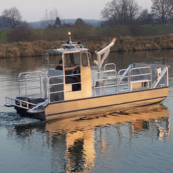 17ft Good welding flat bottom boat landing craft with cabin house aluminum fishing boat outboard engine for sale