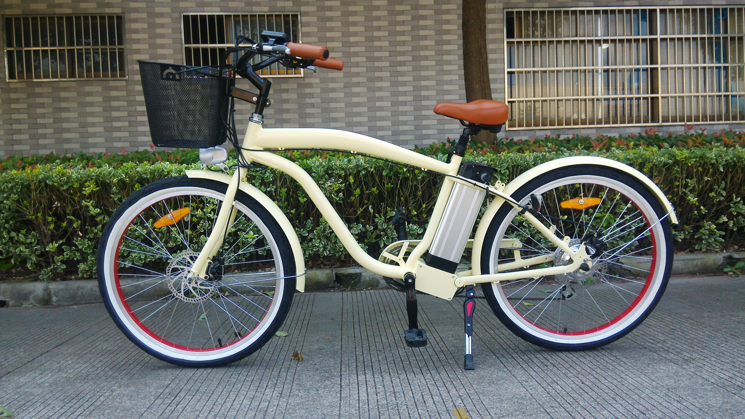 中国便宜的26英寸电动沙滩巡洋舰自行车,带en15194