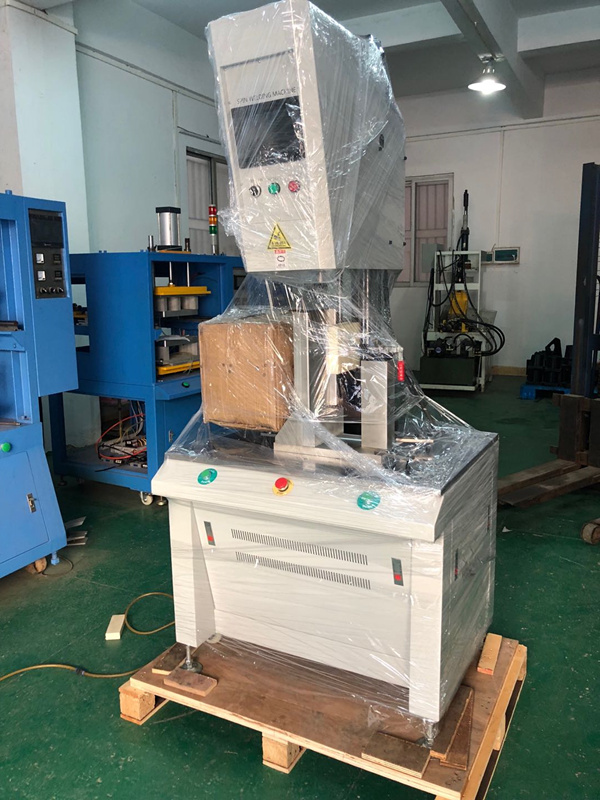 15KHz & 20KHz Desktop Computer Type Digital Auto-Tuning Ultrasonic Welding Plastic Machine