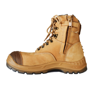 stores that sell wolverine boots