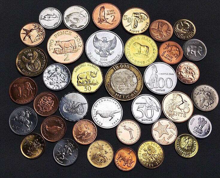 Золотой кулон в виде монеты