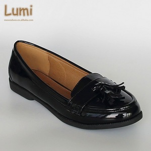 close shoes for women