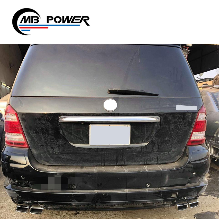 MB GL-CLASS X164 2006-2012 FRONT BUMPER HEADLAMP WASHER COVER RIGHT O//S