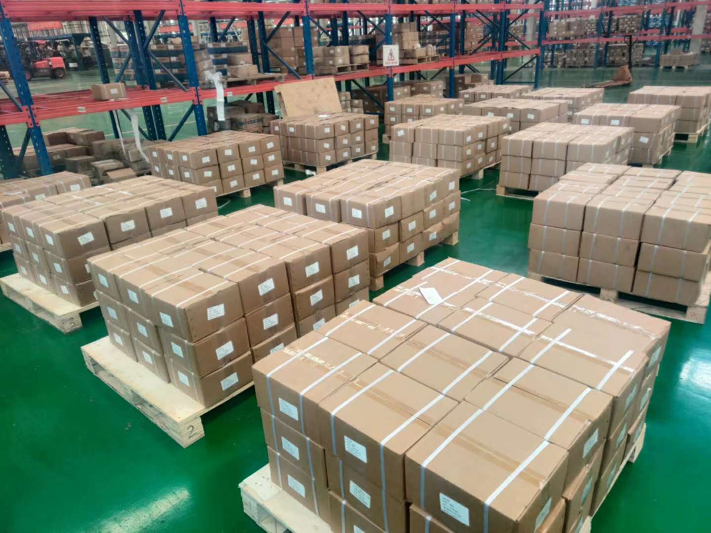 Grade4.8/8.8/10.9/12.9 High Quality DIN931 DIN933 Hex Head Bolts And Nuts
