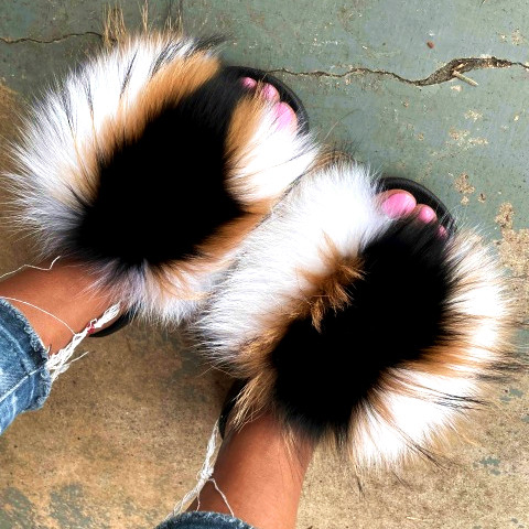 Шлепанцы из меха енота, меховые шлепанцы, шлепанцы из коричневого меха енота