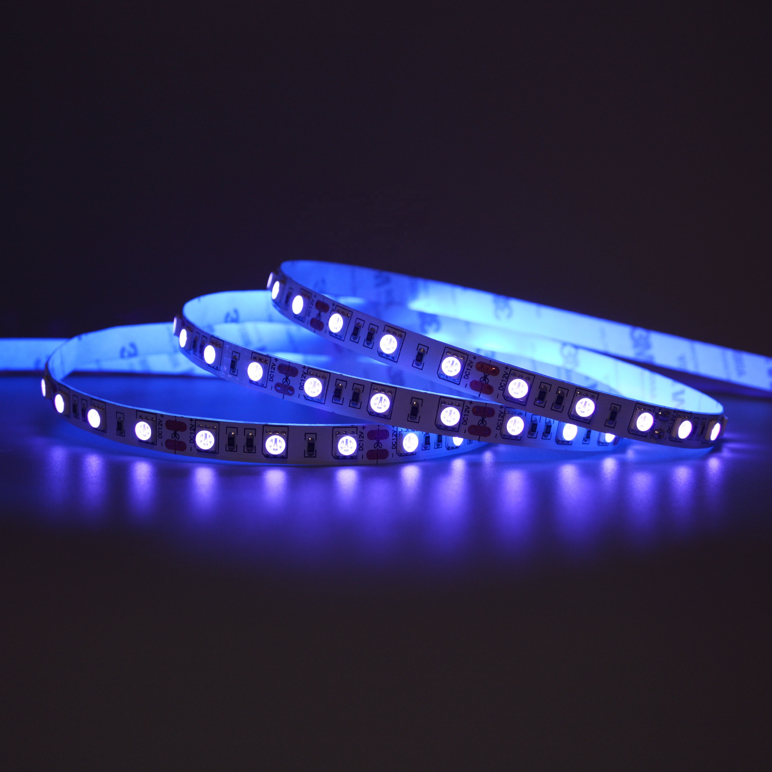 мощность светодиодной ленты 12 вольт. цветовая температура led ламп шкала. светодиодная лента rgb 5050. типы светодиодных лент. яркость ленты.