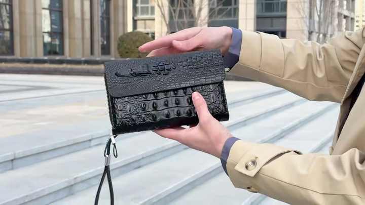 Luxury Mens Clutch Wallet Genuine PU Leather Luxurious Men's Long Clutch Zipper Wallets With Hand  Strap