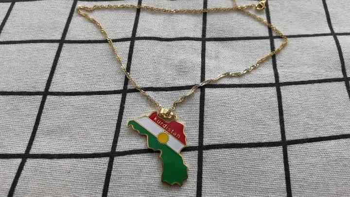 collier chaîne pendentif en argent massif ; Kurdistan | UK