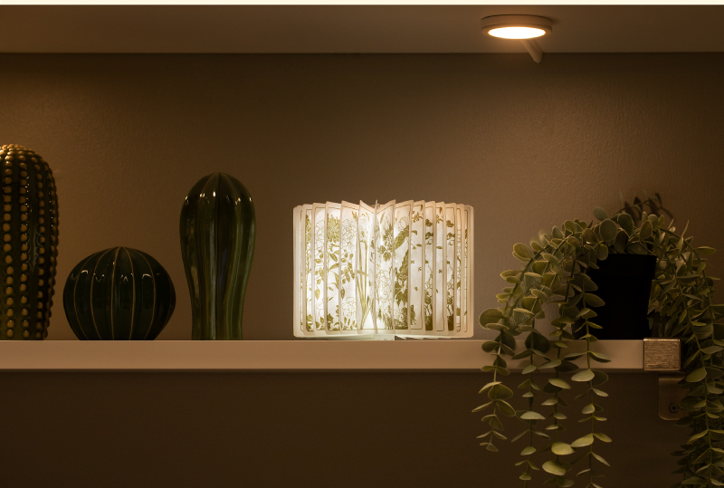 Modern Eco-friendly Forbidden City Taobao Book Lamp Twelve Flower