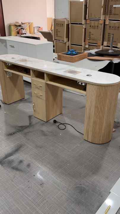 ◆IDEA購入、クラッシック飾り棚 コレクション棚/ゴールドフレーム /サロン◆ ◇IDEA購入、クラッシック飾り棚 コレクション棚/ゴールドフレーム