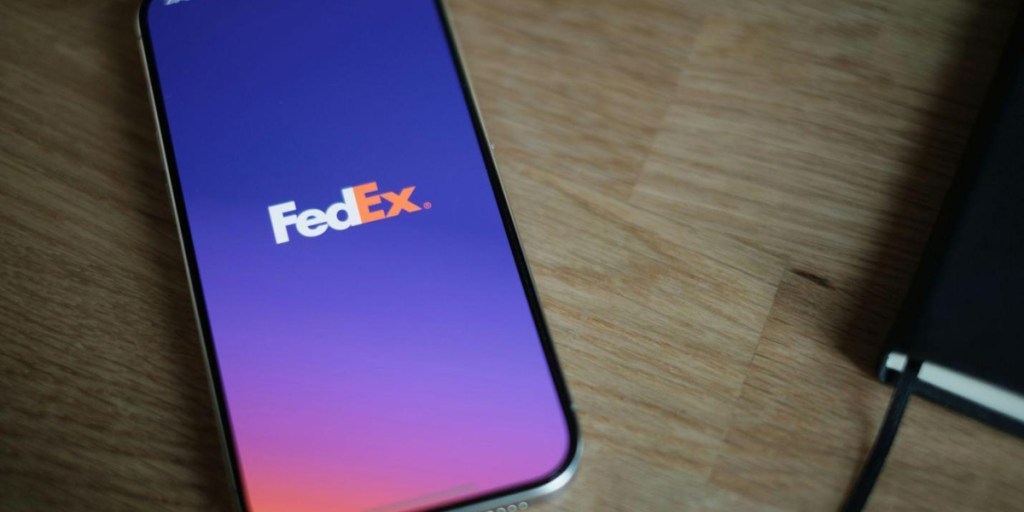 FedEx app on a phone